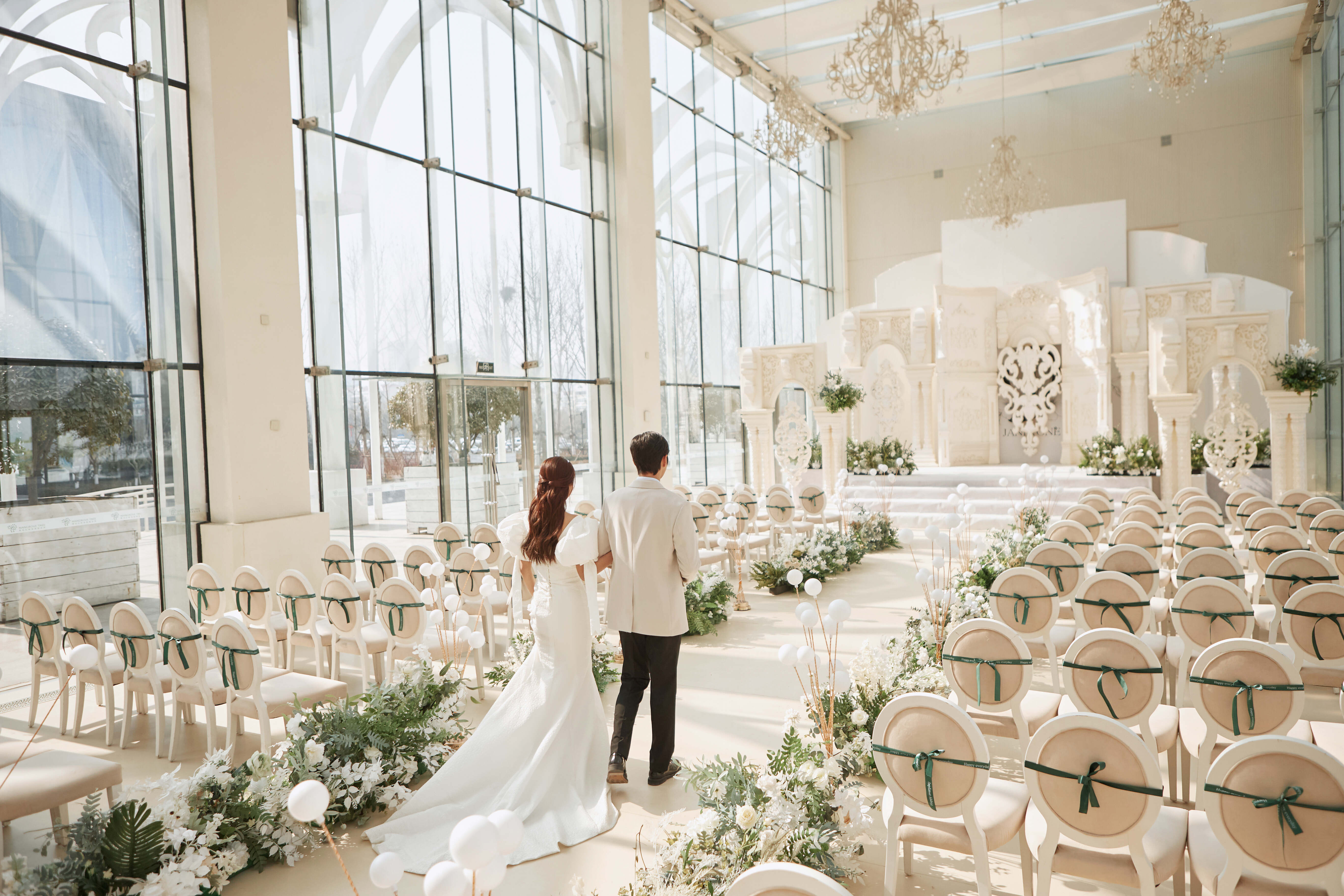 青岛婚纱摄影基地在哪里,青岛金夫人婚纱摄影怎么样