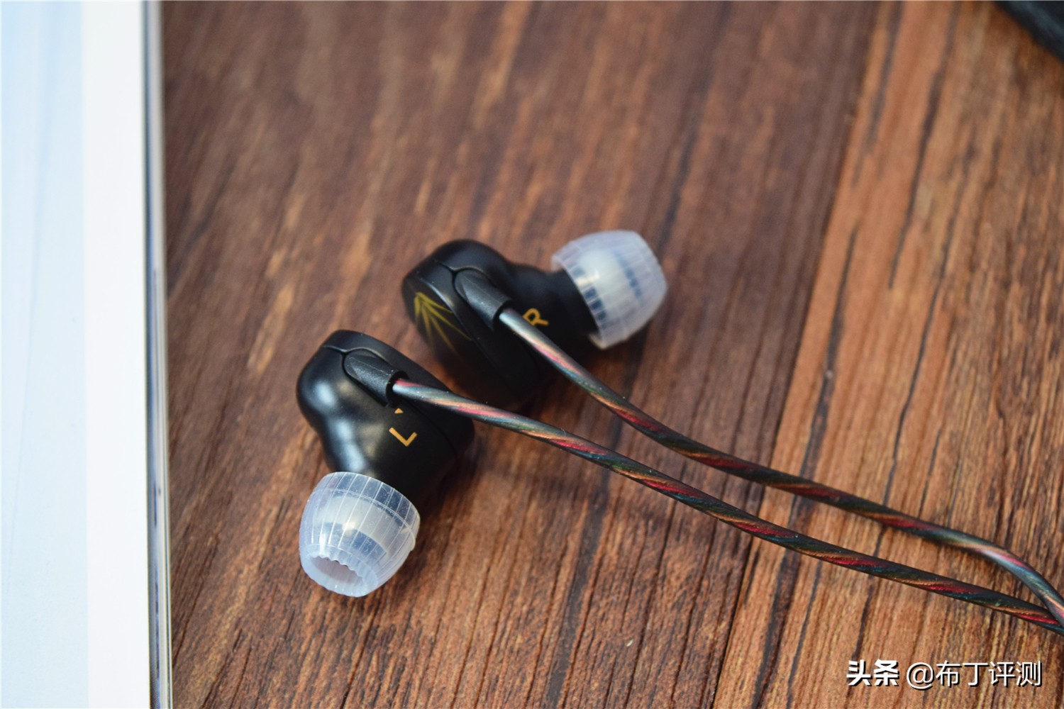 水月雨入耳式耳机推荐,水月竹半入耳式耳机