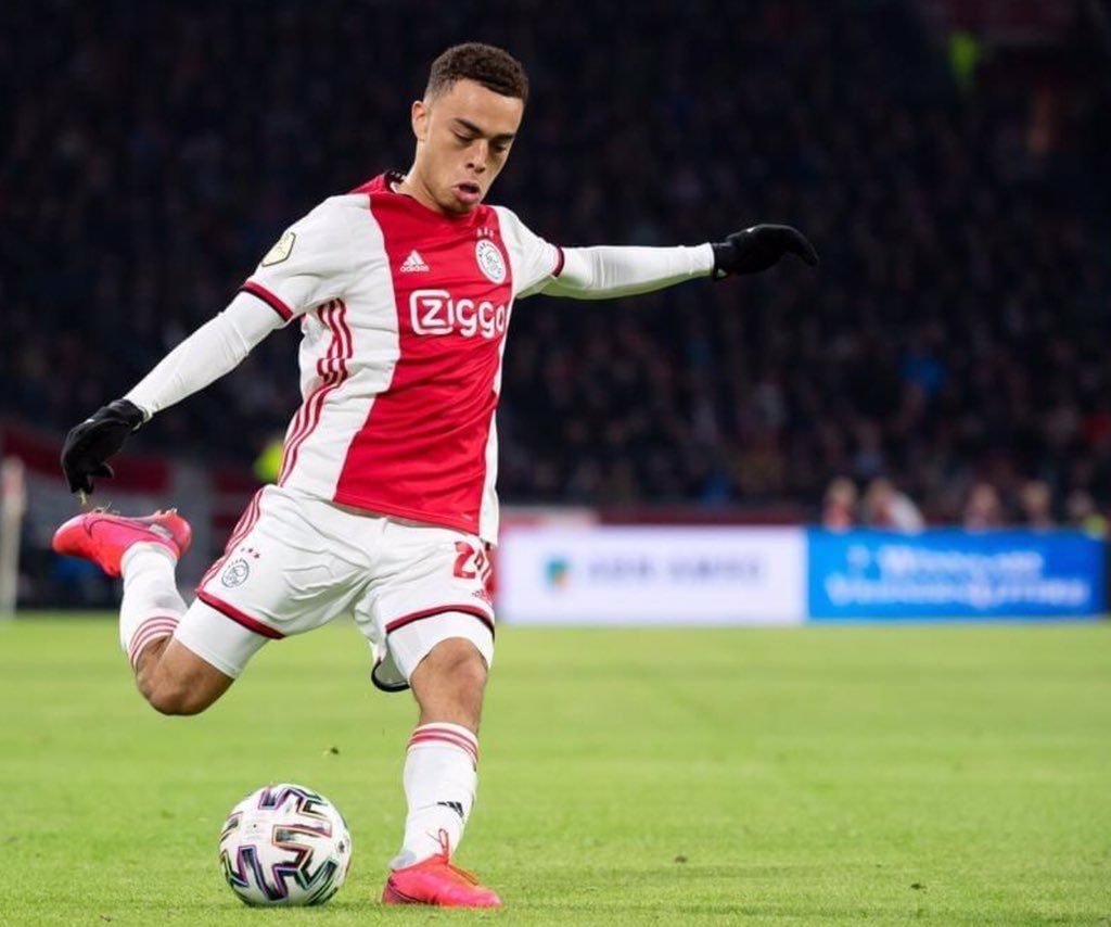 足球巨星前10,足球巨星2010排名