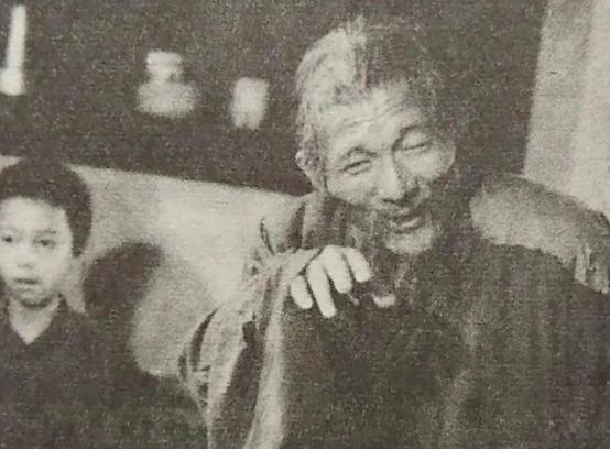 活佛济公游本昌,济公游本昌90岁再获奖