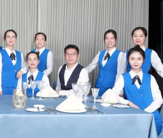 15岁学生去职高选什么专业最好,初中毕业去职校学什么专业好