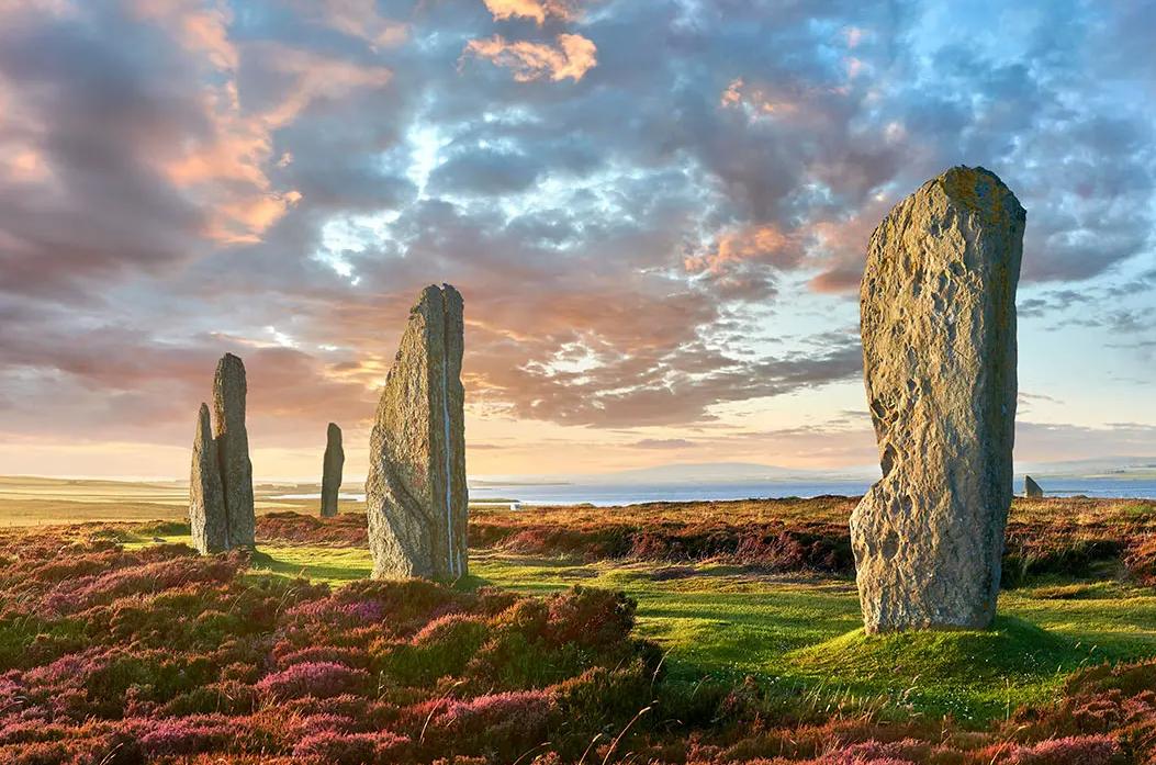 苏纳克的麻烦大了，芯片产业被美国挖墙脚，旅游胜地又想“脱英”