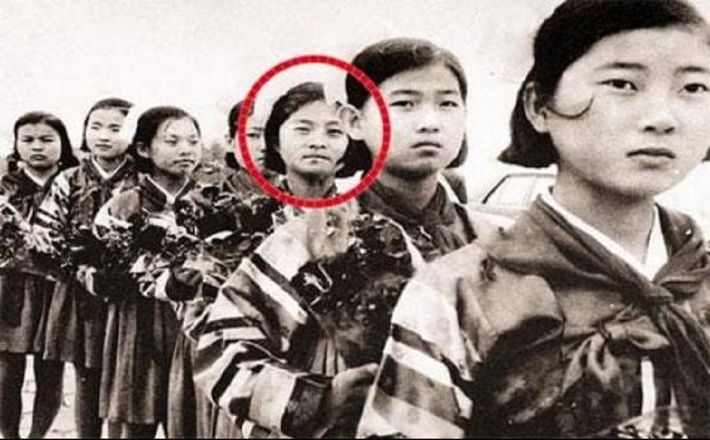 朝鲜美女间谍:用收音机夺走115条人命，晚年却被韩总统特赦