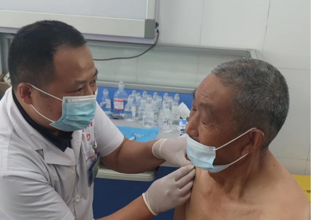 卫生系统卫生监督员优秀事迹,卫生监督员个人先进事迹材料