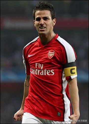 转会巴塞罗那第一天,曝孔德愿意加盟巴萨