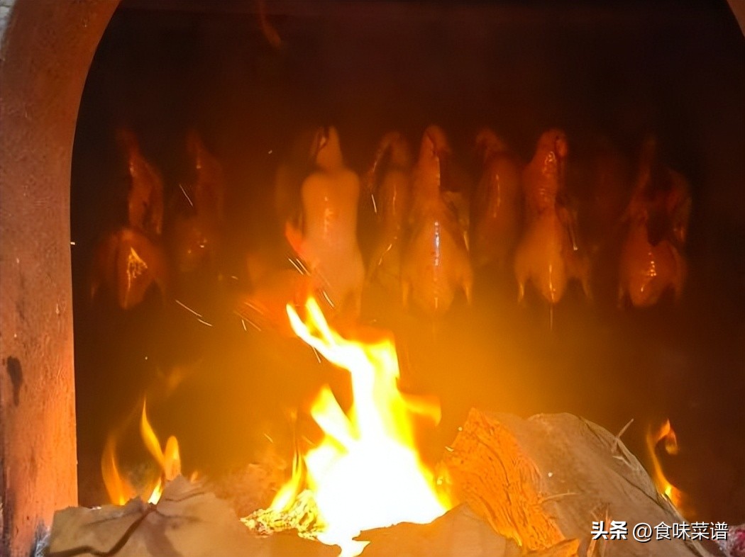 在北京吃烤鸭好吃性价比高,在北京吃全聚德烤鸭