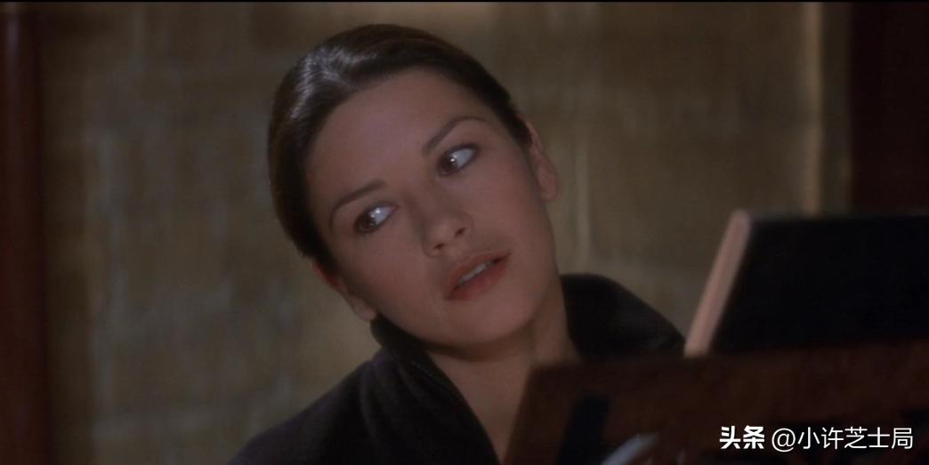 《偷天陷阱》一部充满悬疑和惊险的动作犯罪片