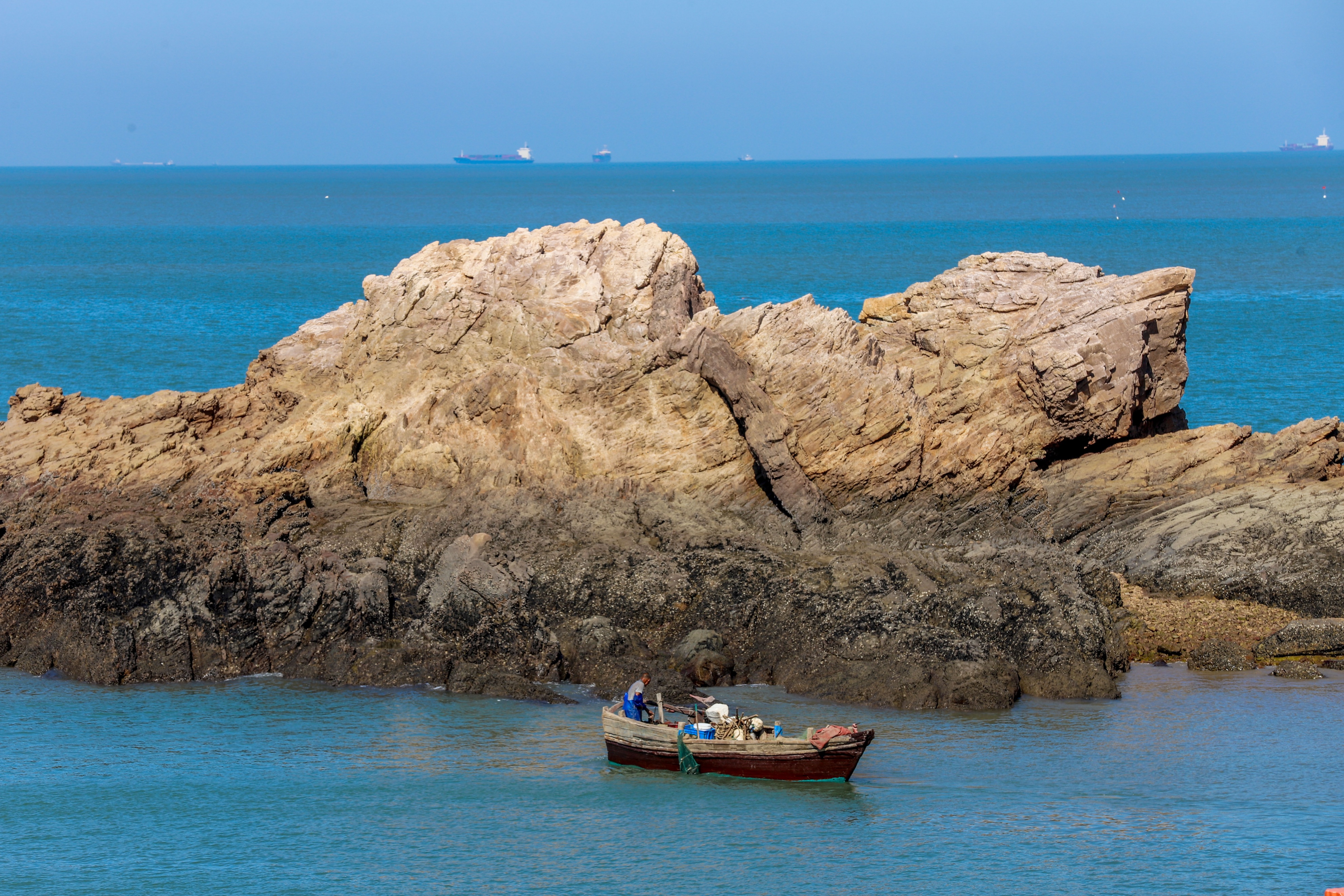 洱海石洞拍照,洞头小洱海天空之镜