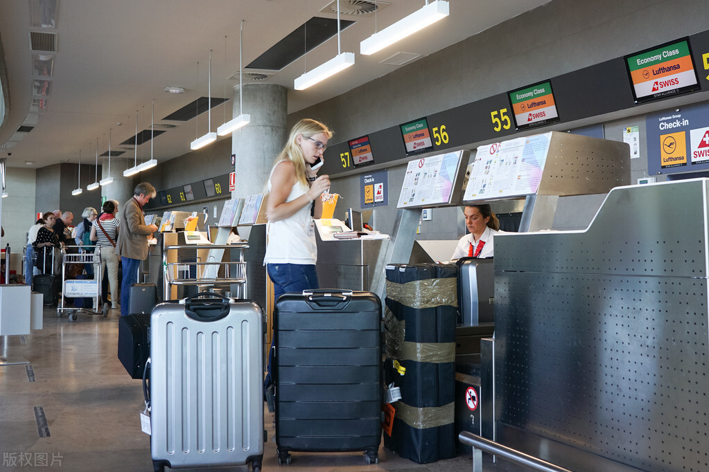 关于我用700块人民币搞定一家三口澳洲往返机票这件事