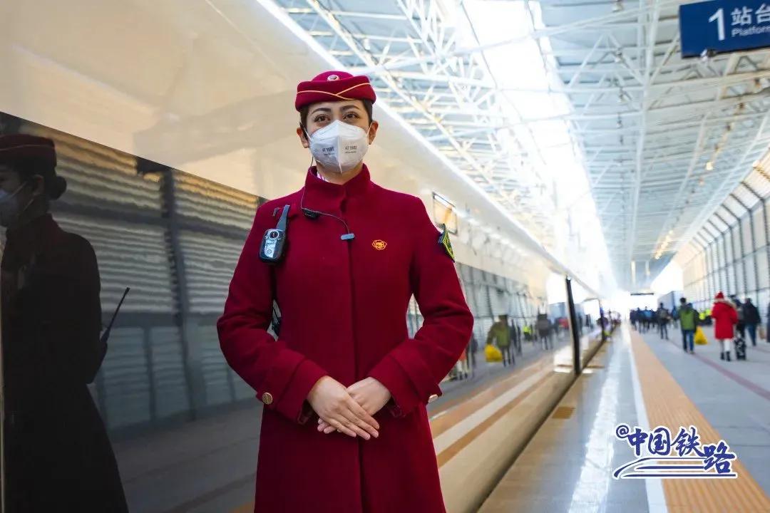 高铁移动主题邮局亮相,邮政高铁50元优惠