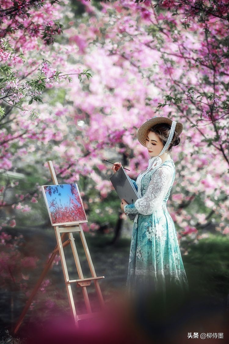 阿姨摄影不会摆姿势？4句口诀拍出优雅美，气质上镜有韵味