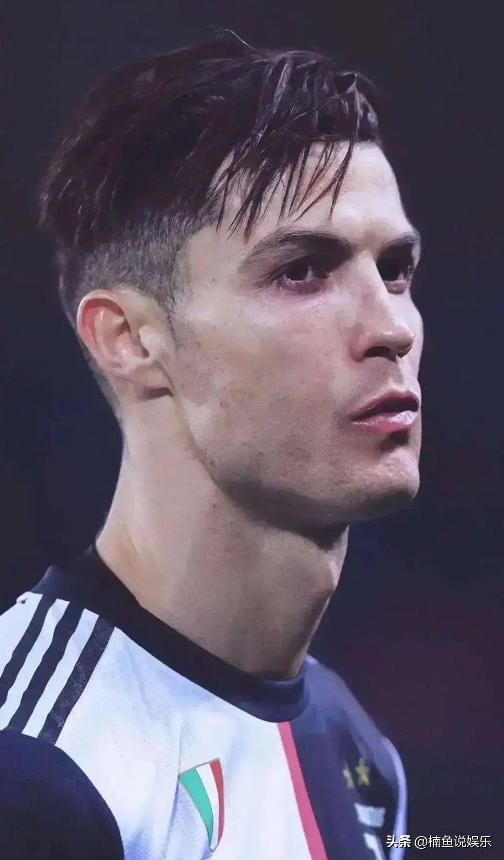 c罗年轻时的颜值动漫,c罗年轻时的颜值