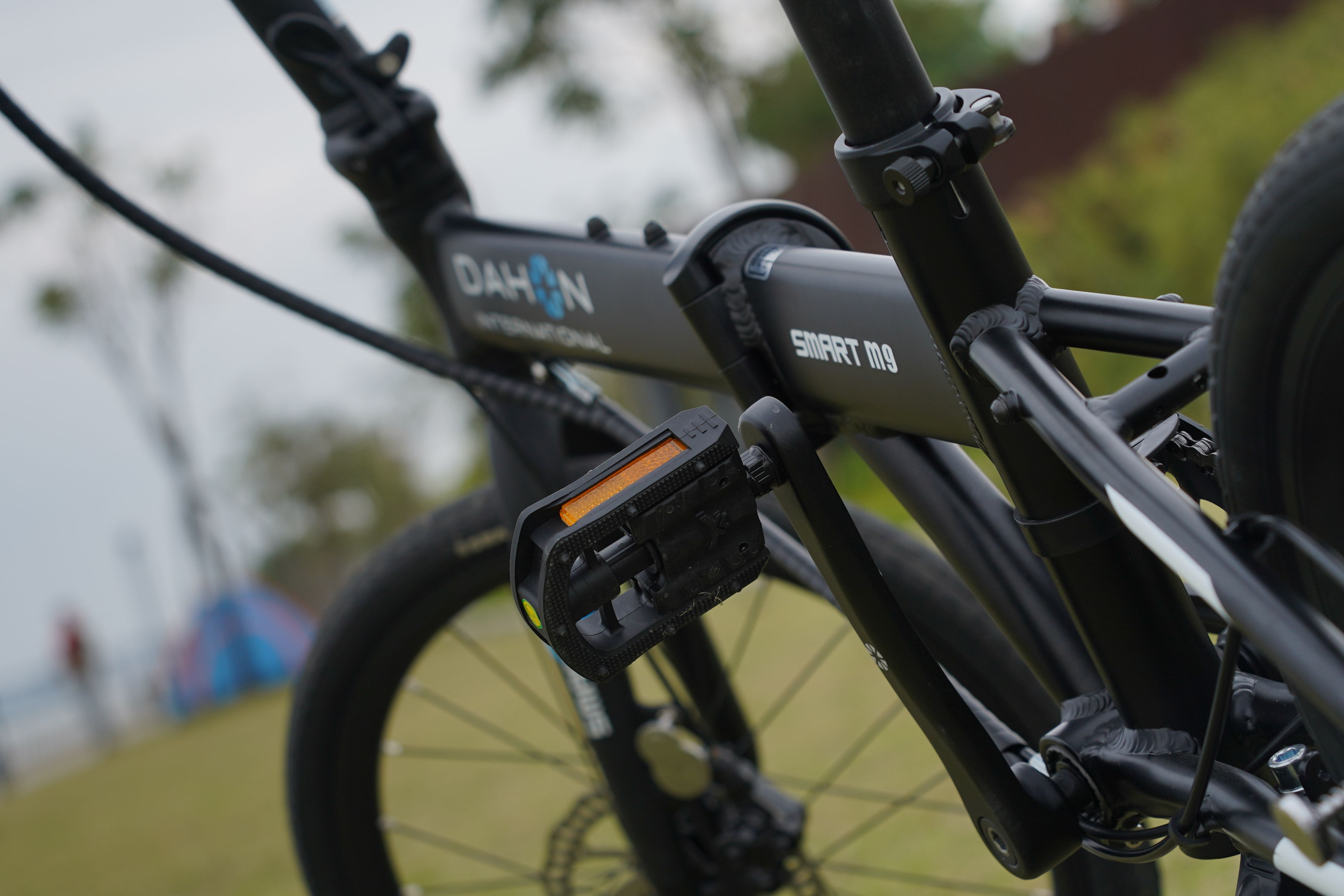 25斤，可10S折叠，200斤都能坐！小米有品众筹上线新时代出行神器