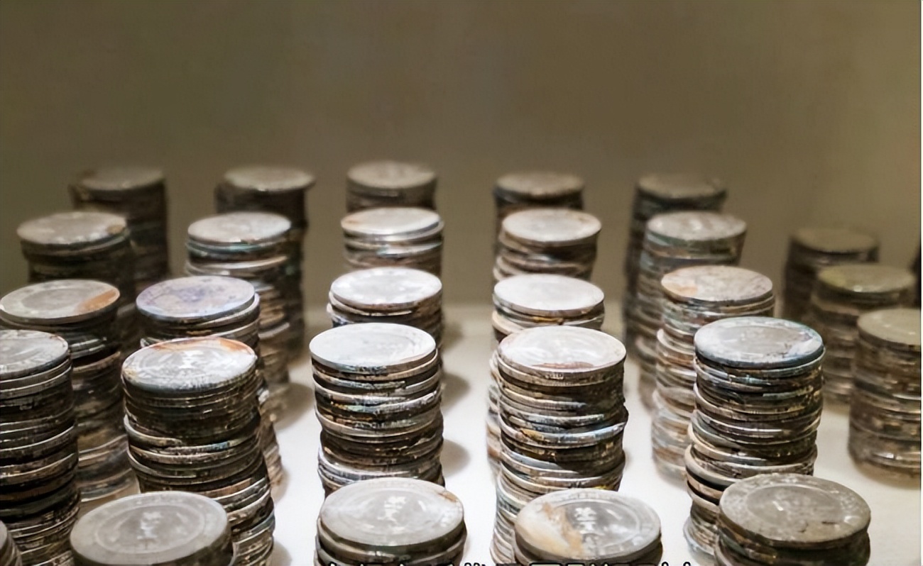 袁世凯只当了83天皇帝，“袁大头”却造了7.5亿枚，这是为什么？