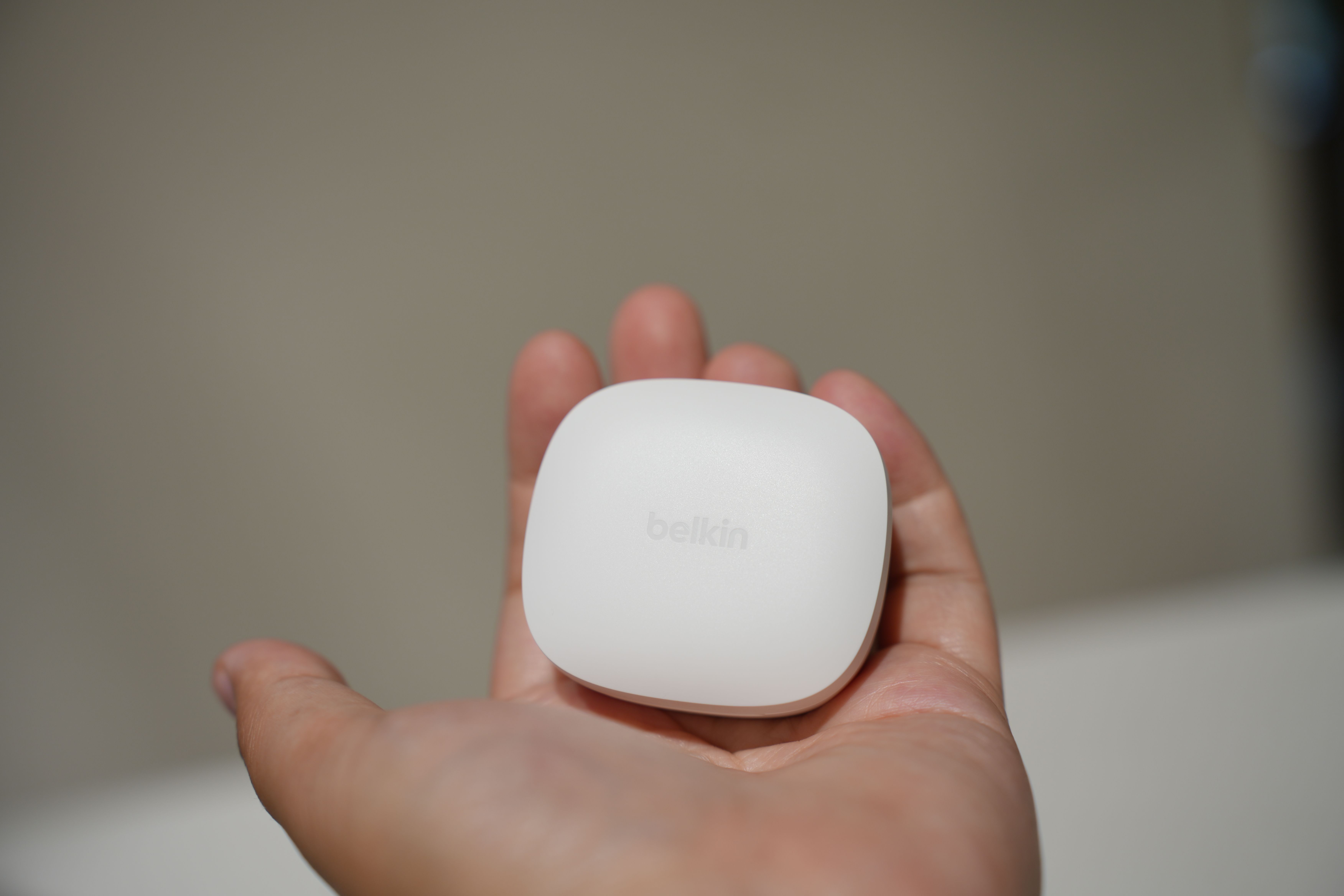 贝尔金沉浸降噪仓真无线蓝牙耳机,贝尔金耳机苹果生态