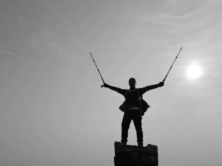 绝壁大梯白云寺,徒步白云寺