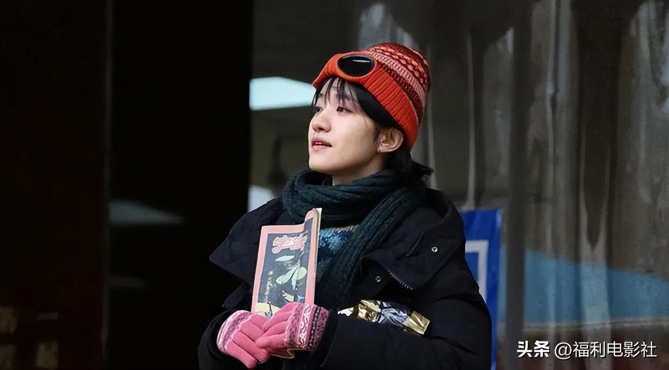 今年最疯的乡土科幻片，一本正经的胡说八道，最后把我浪漫哭了