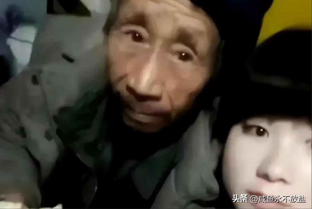 河南老汉捡双性弃婴现状真相,河南50岁老头养大弃婴