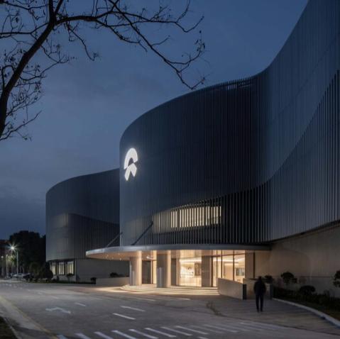 上海这次真的火了！蔚来交付中心！网友：占地超过12000平方米！