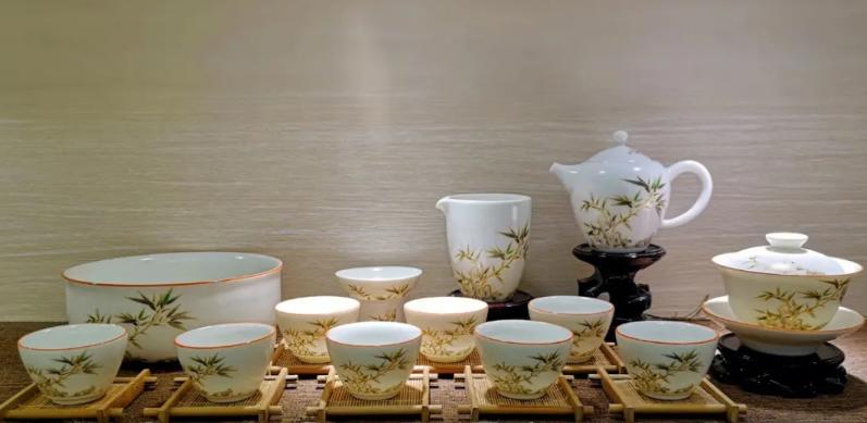 景德镇陶瓷艺术研究院,景德镇陶瓷文化的价值及分析