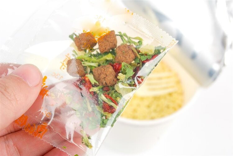 一碗方便面需要肝脏解毒30天,吃一袋方便面需要肝脏解毒32天