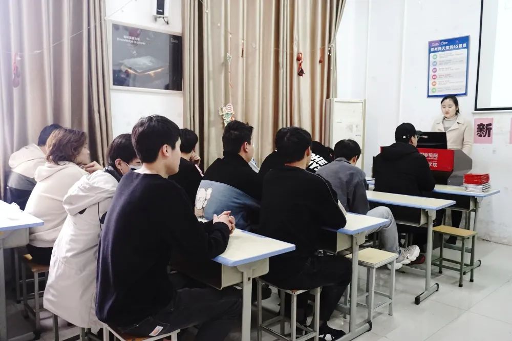 郑州北大青鸟学校都有什么专业,郑州北大青鸟靠谱吗