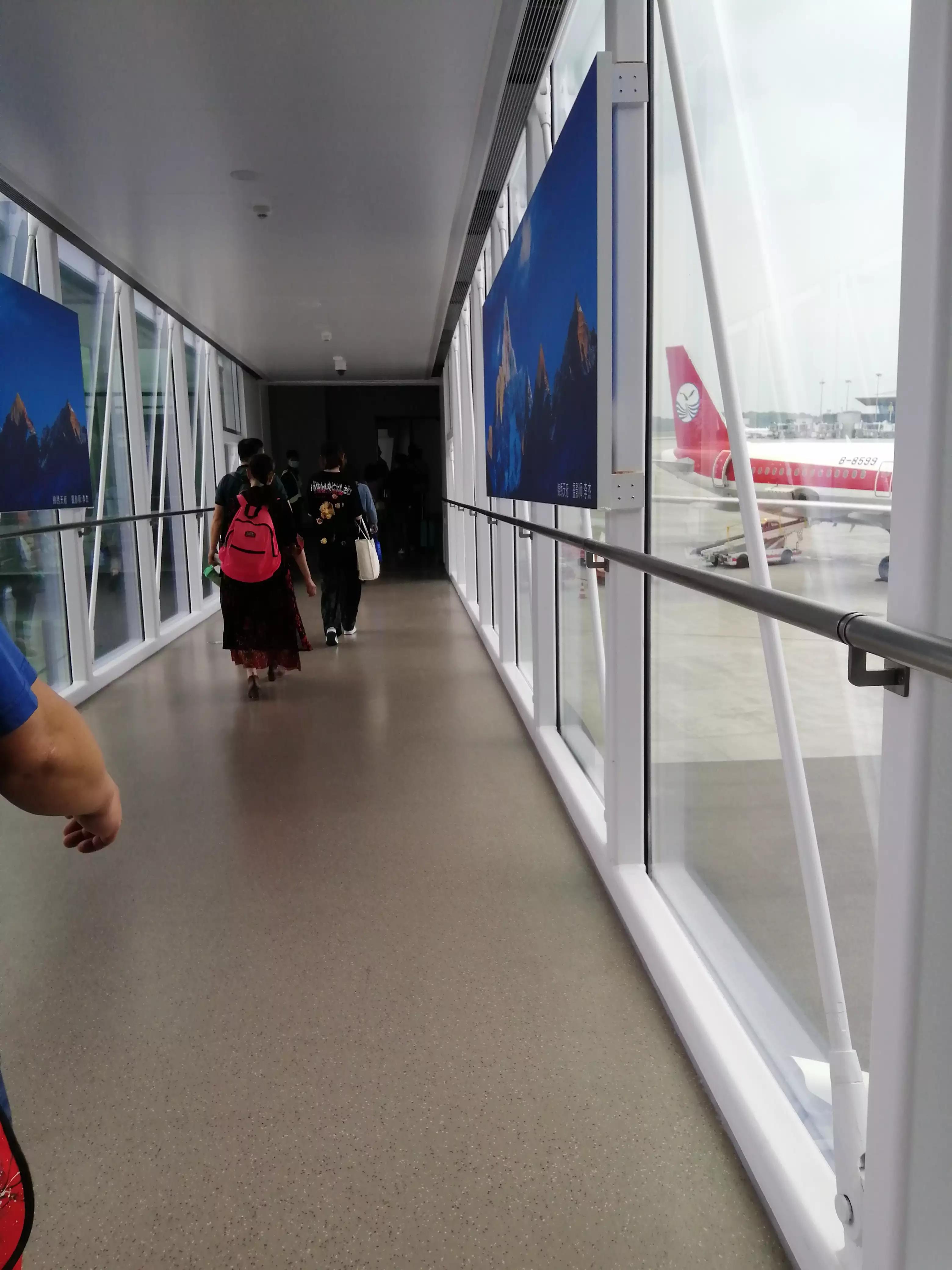 第一次坐飞机出差需要注意什么,婴儿第一次坐飞机需要注意什么