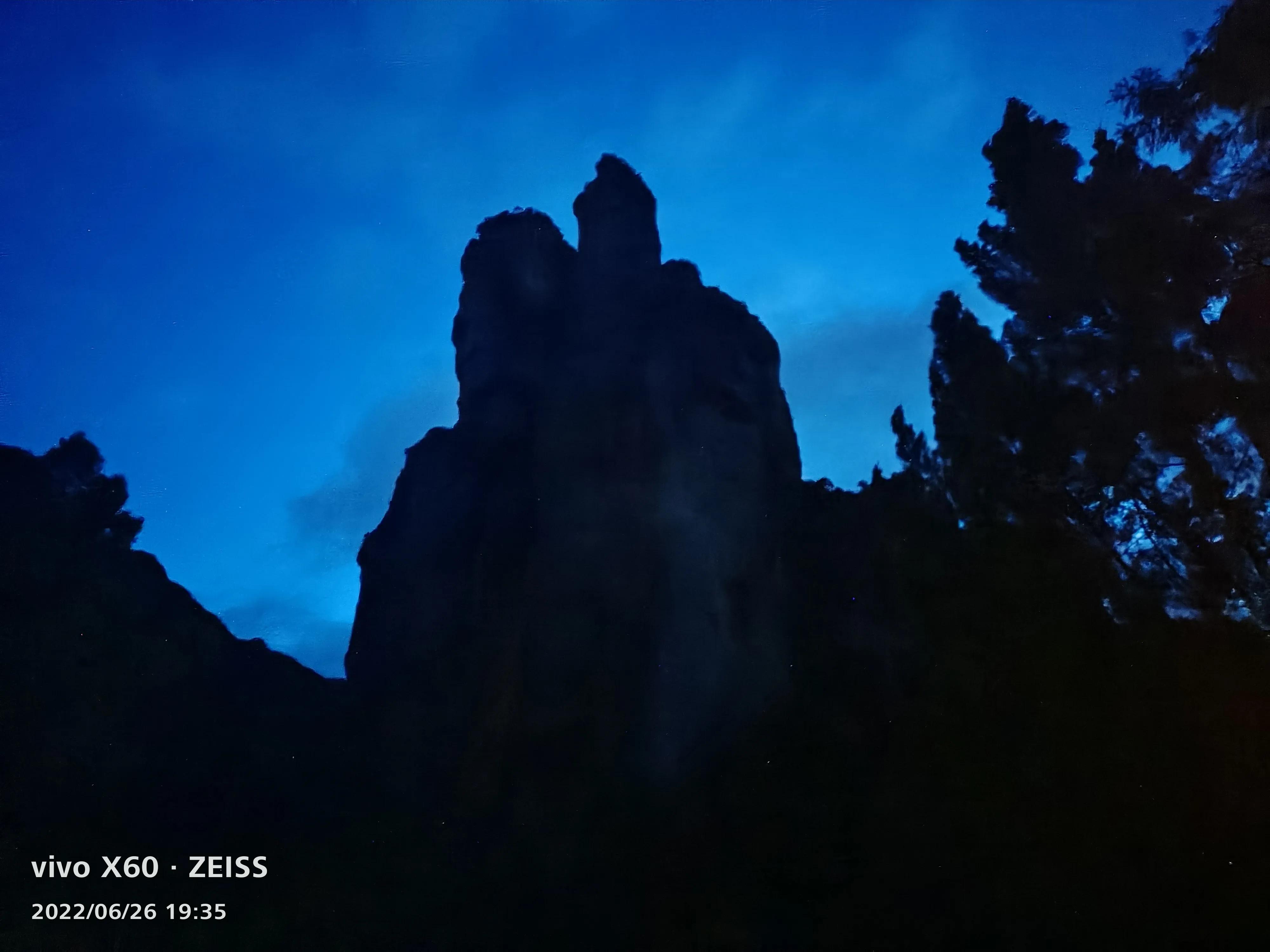 温州雁荡山一日游必去景点灵岩,温州雁荡山一日游
