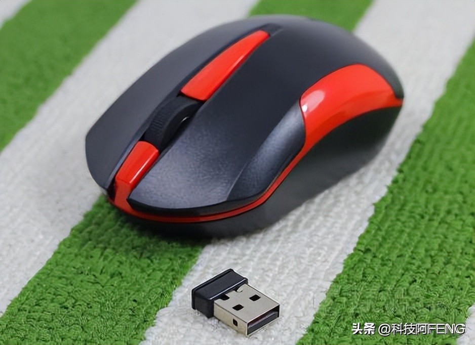 有线鼠标和无线鼠标哪个耐砸,无线与有线鼠标哪个好