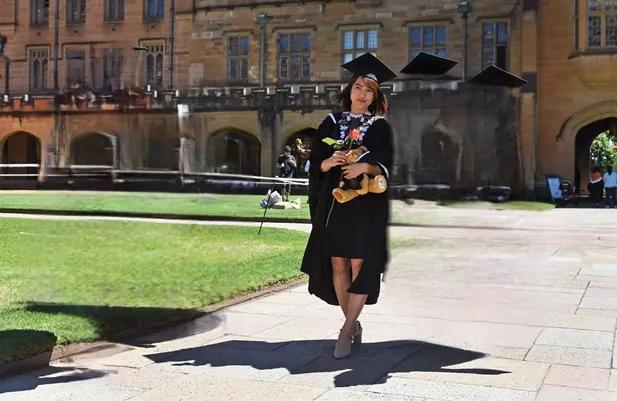 当过10年教师转行退休享受啥政策,88年当教师现在辞职还有什么待遇