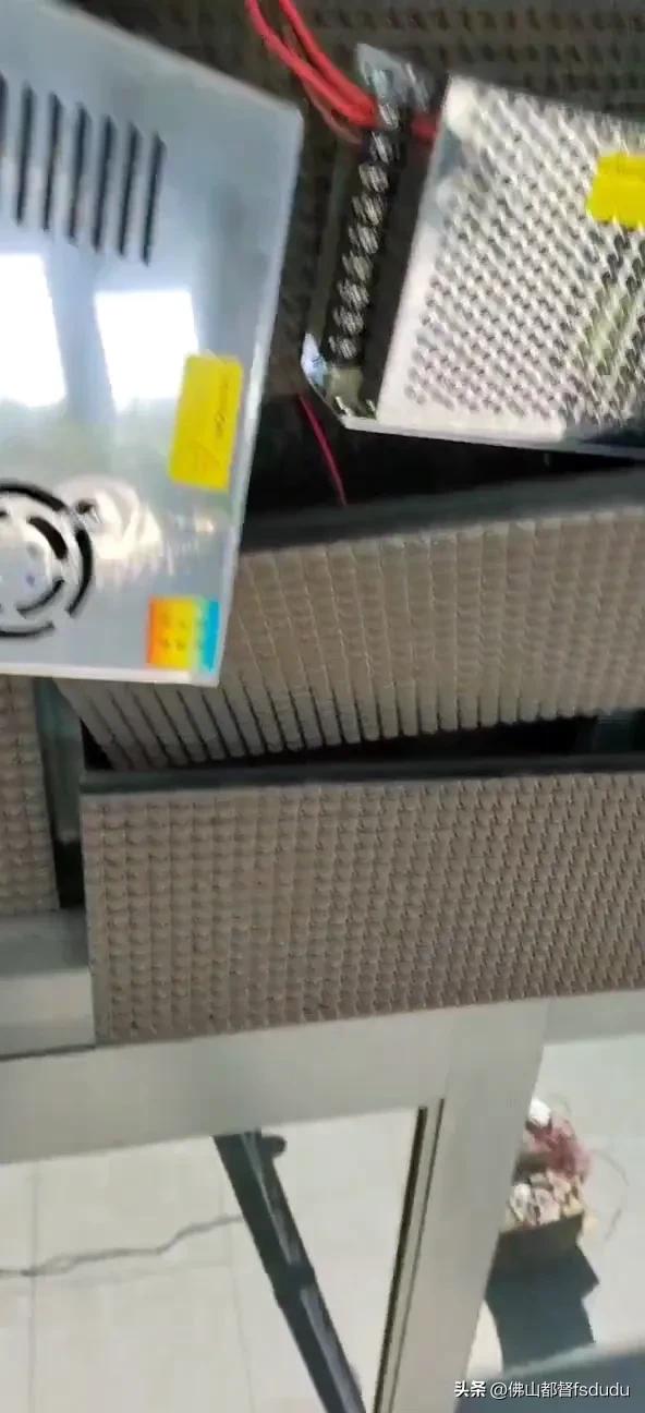 led屏偶尔闪烁的原因和处理方法,led灯显示屏闪烁解决方法