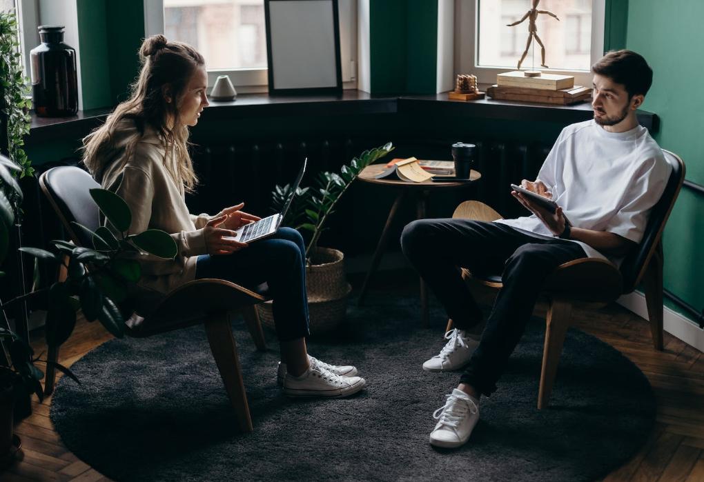 当下社会如何坚定理想信念,年轻人该树立什么样的理想和信念