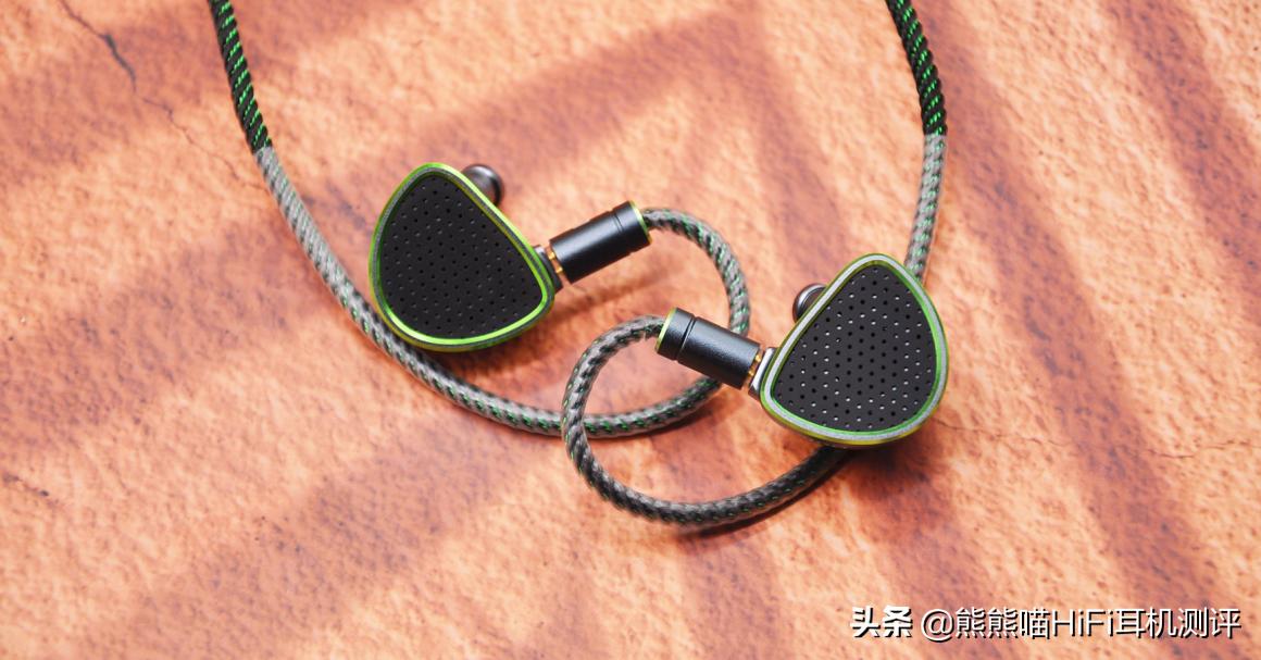 千元HiFi巅峰之作！RAPTGOHOOK-X平板+PZT声震驱动单元耳机评测