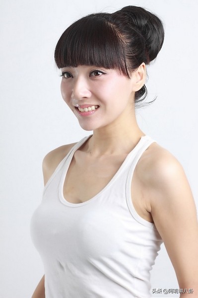 中国足球宝贝最靓丽,所有的足球宝贝谁的身材最好