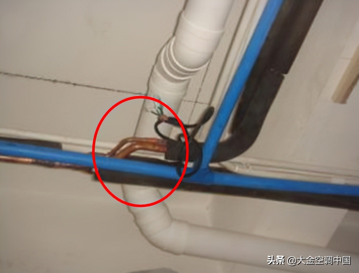 中央空调冷媒配管的三个原则是,中央空调管路超过几米要追加冷媒