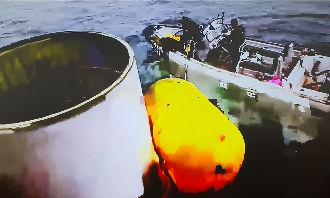 朝鲜发射火箭经过朝鲜的上空吗,朝鲜发射了三枚导弹最近新闻