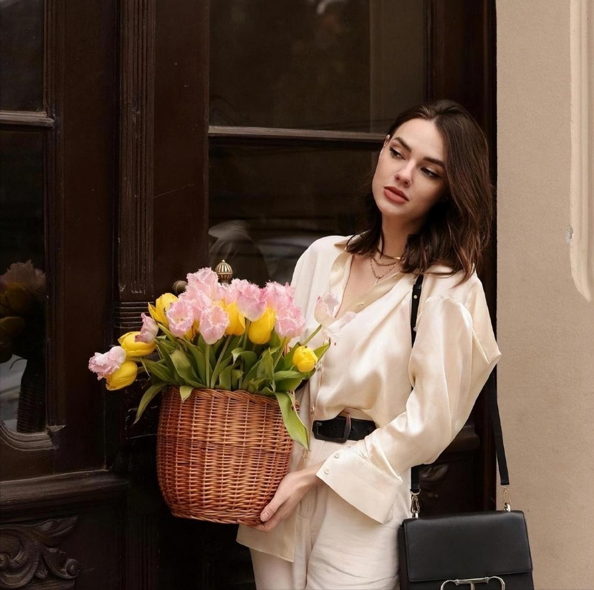 马丁靴上脚时尚洋气又百搭,马丁靴百搭潮鞋