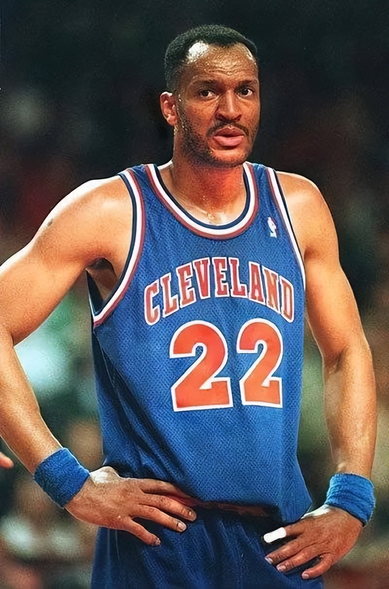 nba克利夫兰骑士大战凯尔特人,克利夫兰骑士队18年夺冠回顾