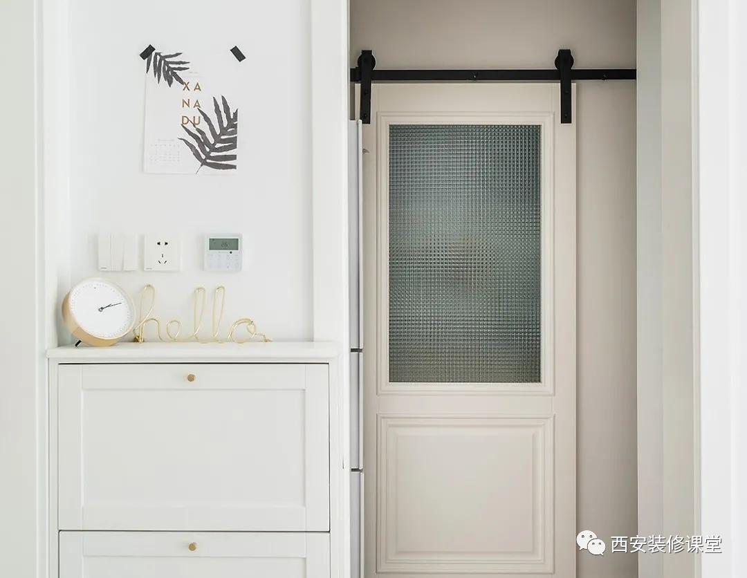 小户型鞋柜做在哪里最合适,进门鞋柜小点的