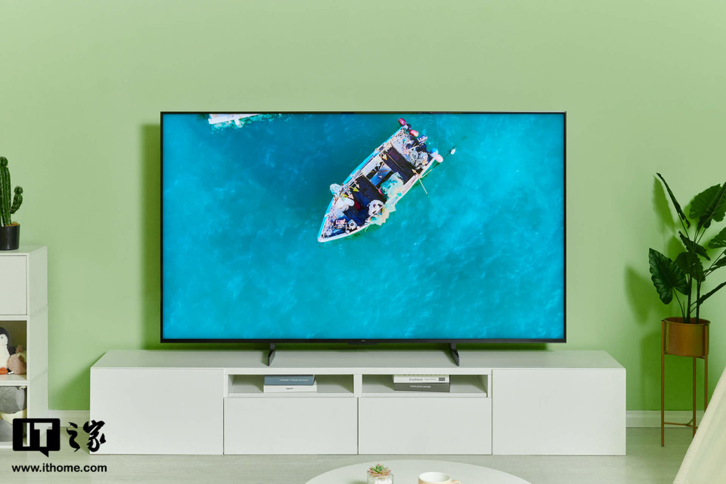 TCLQ10H深度体验让MiniLED电视疯狂卷起来