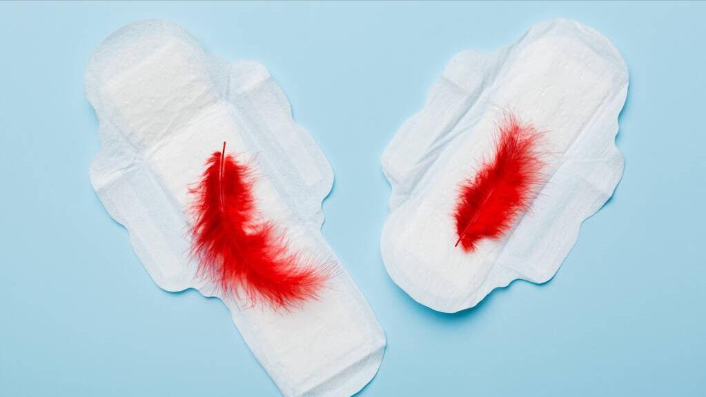 女性身上很臭是什么原因,女人身上臭臭的咋回事