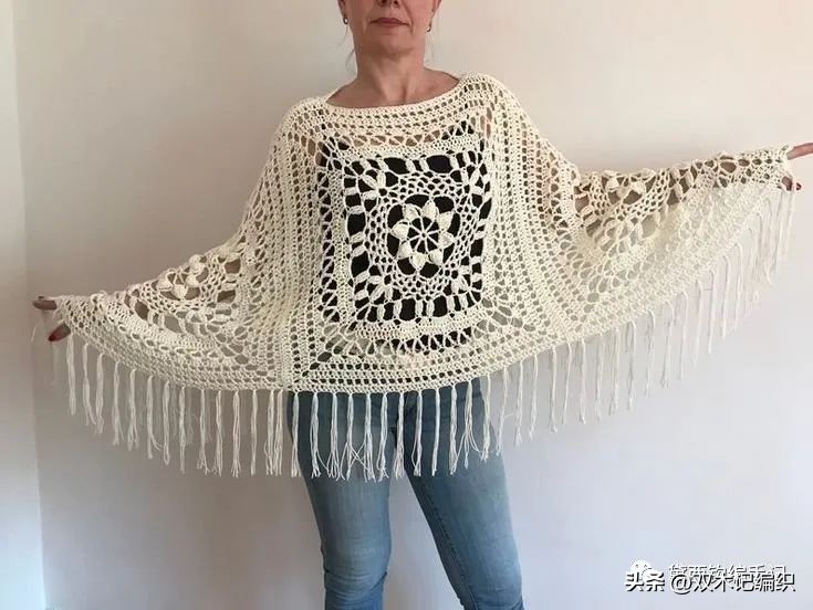 四叶草开襟斗篷披肩钩针视频教程 (时尚钩针连帽流苏斗篷披肩视频)