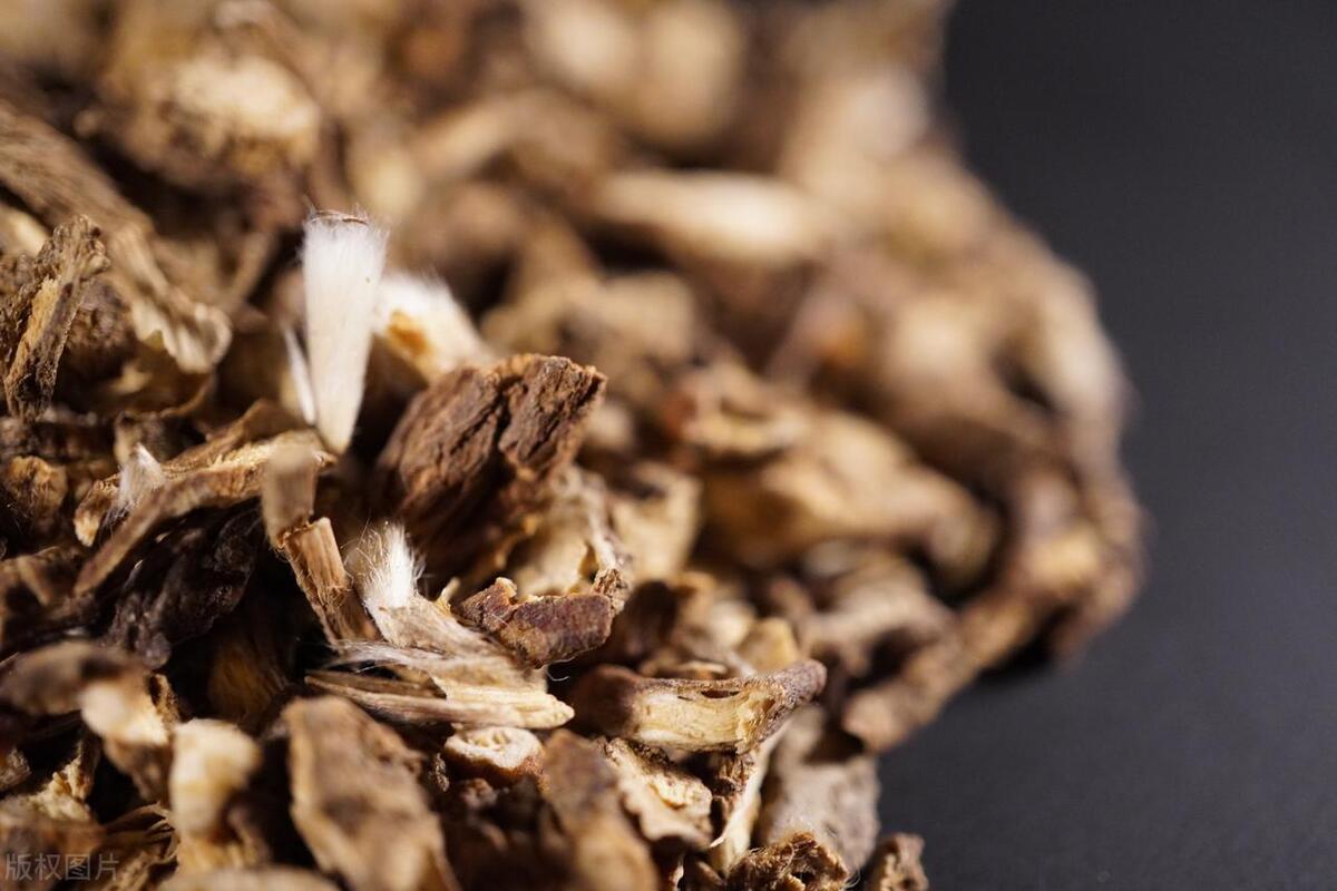 白头翁清热除湿止痢止血,白头翁清热解毒吗