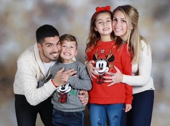 盘点世界杯的球王太太团,世界杯32强当家球星