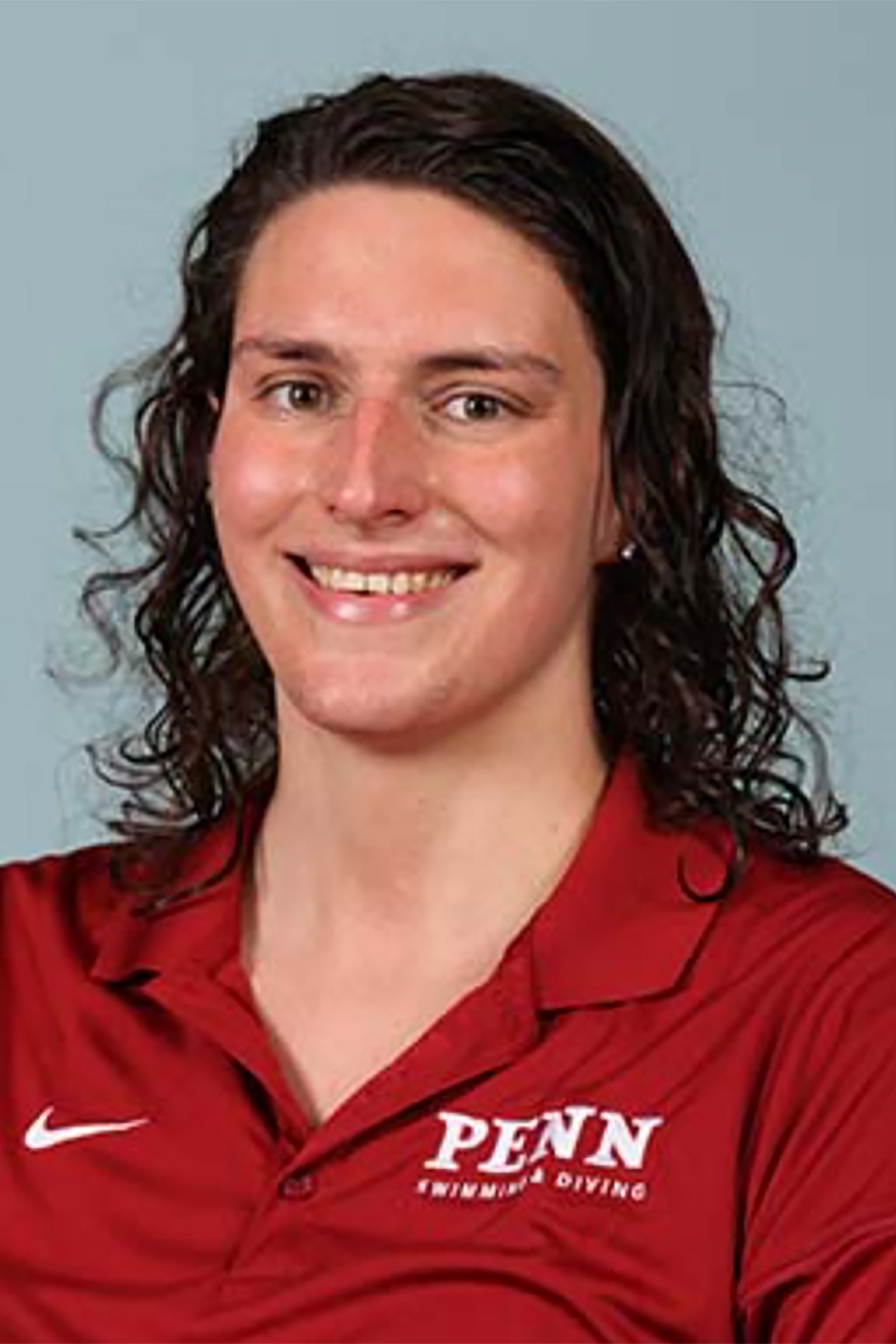 称霸女子游坛的男跨女运动员被女跨男运动员打败!美国人凌乱了