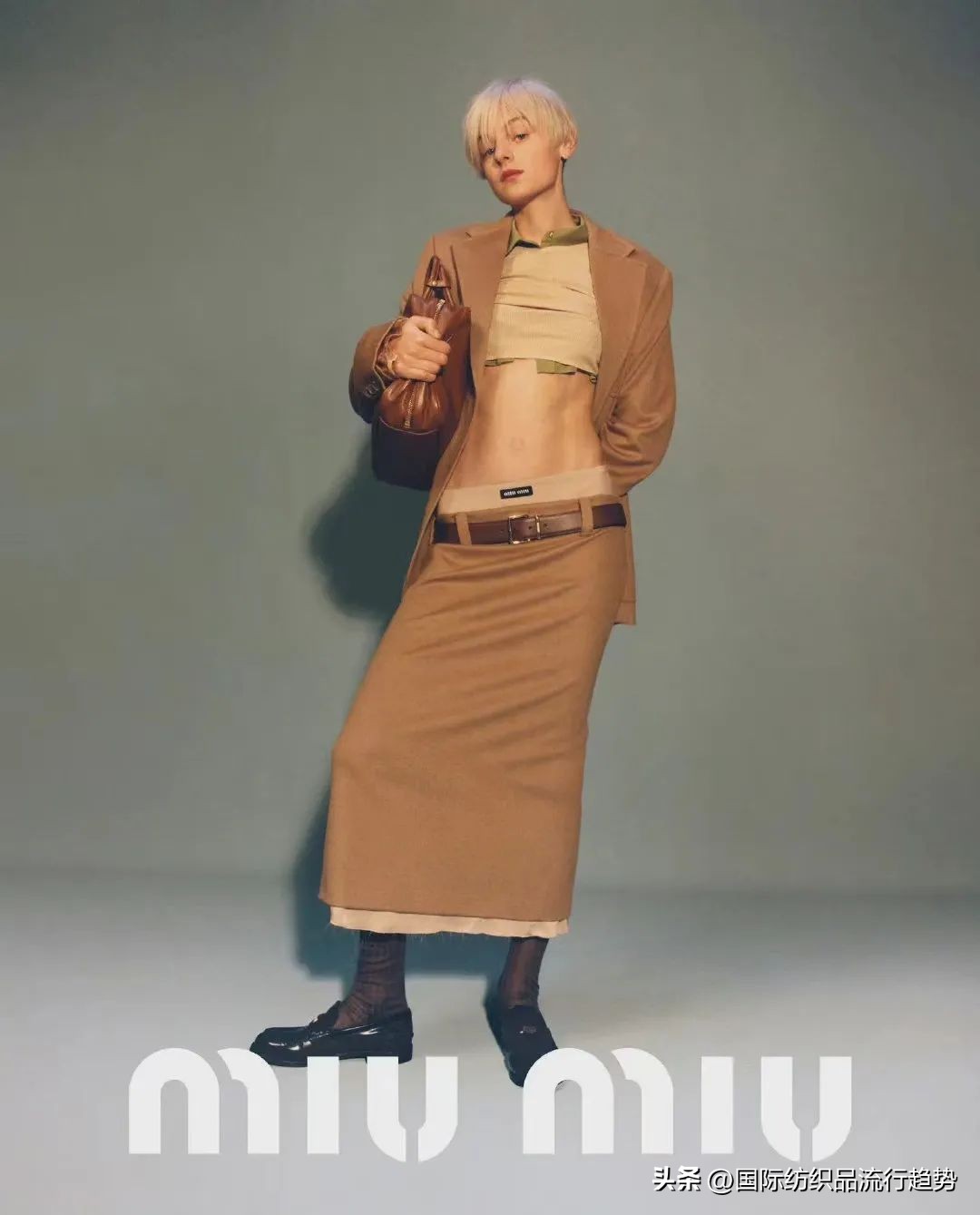 娜扎束脚哈伦裤,娜扎单眼皮连体裤