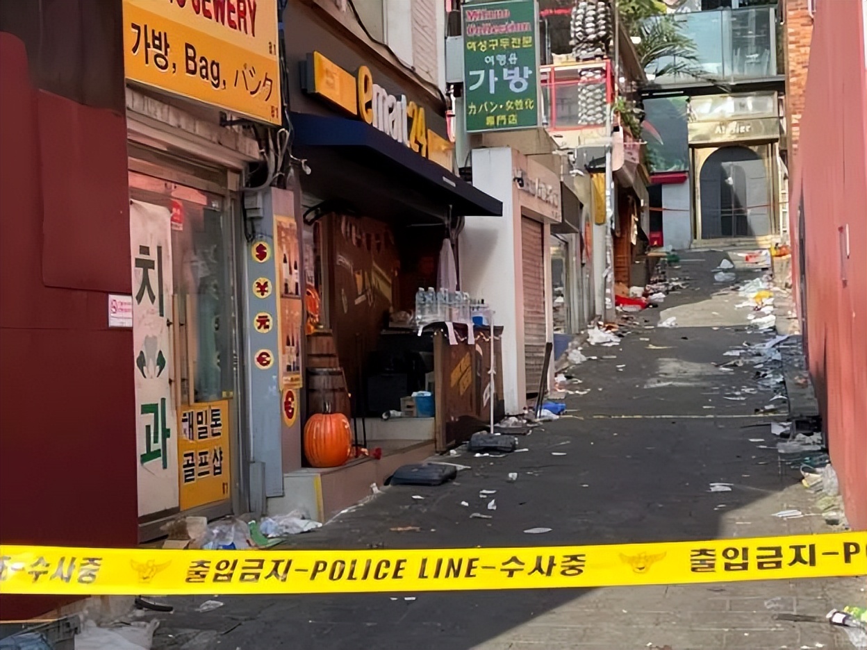 韩国首尔梨泰院*踏事踩**件：150多人死亡，四名中国人遇难