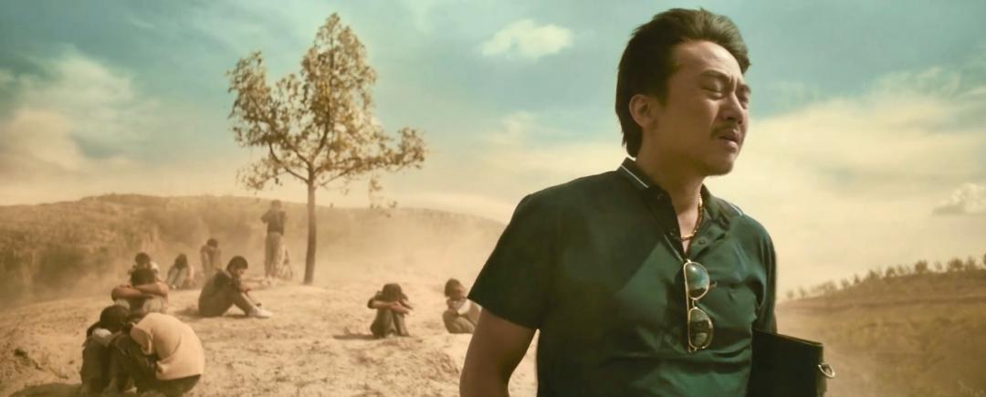 易烊千玺创业成功画面,易烊千玺找工作视频大全