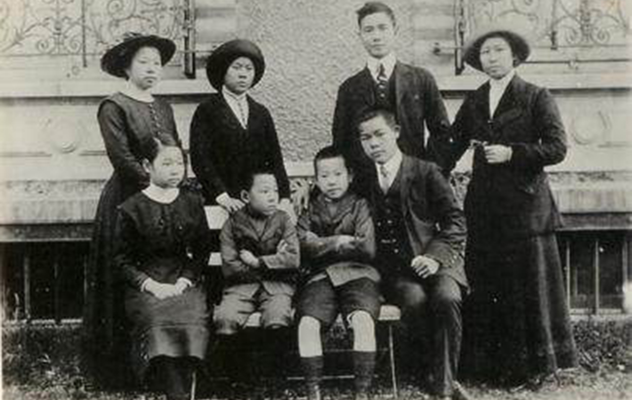 汪精卫炸开坟墓时的样子,汪精卫被炸掉的坟墓图片