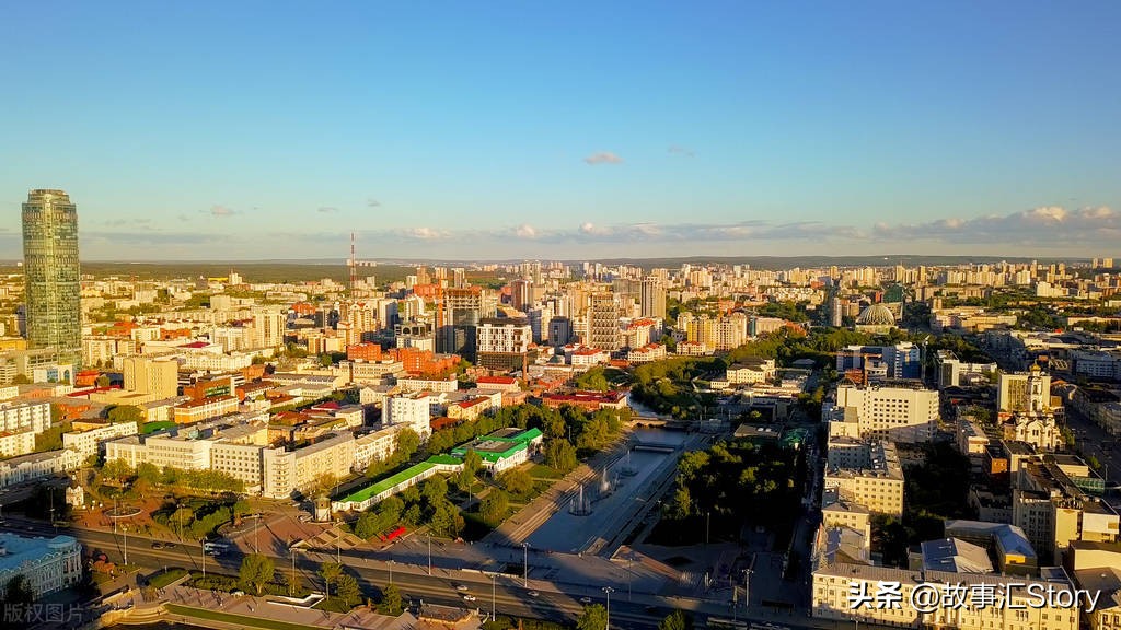 陪着俄罗斯女友回娘家，湖南人见识到了什么是战斗民族的酒蒙子